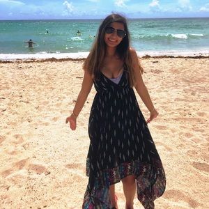 SUPER CUTE ASYMMETRICAL DRESS